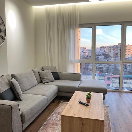 Cane Apartment Emerald Tirana Esterno foto